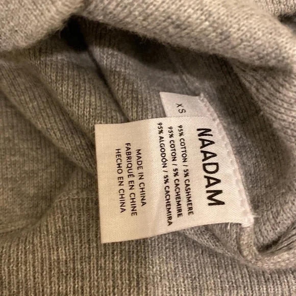 NAADAM GRAY COTTON CREW NECK SWEATER. Size Xs